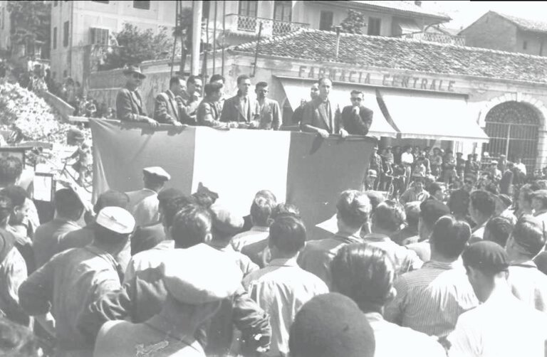1952 - CRDA manifestazione vertenza premio produzione